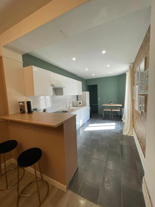 Appartement Spacieux A Deux Pas Du Centre ランス エクステリア 写真